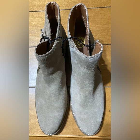 NWT Women’s White Mountain Size 10 Ankle Boots - Picture 12 of 14